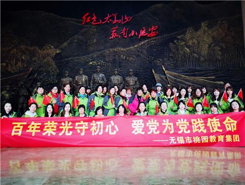 全靠对手衬托！下路骑脸，FPX横扫OMG，斩获春季赛首胜！
